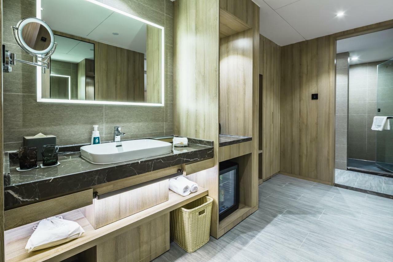 Atour Hotel Жинан Екстериор снимка